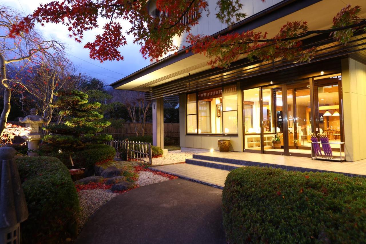 קומאגאנה Hotel Yamabuki מראה חיצוני תמונה